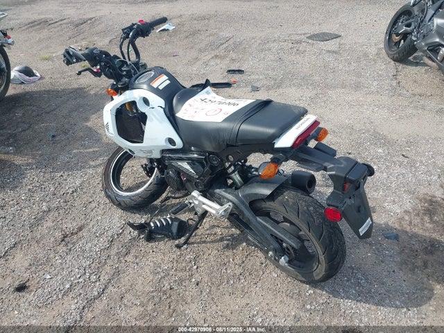 Honda Grom 125 2024 MLHJC9214R5205209 Image 3