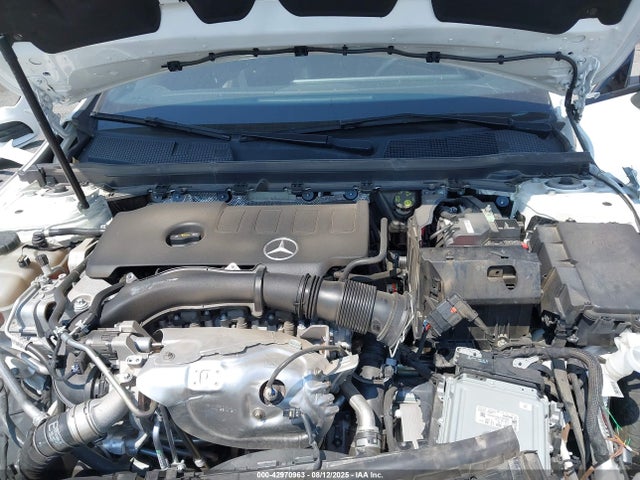W1K5J4GB2PN349021 Mercedes-Benz m260