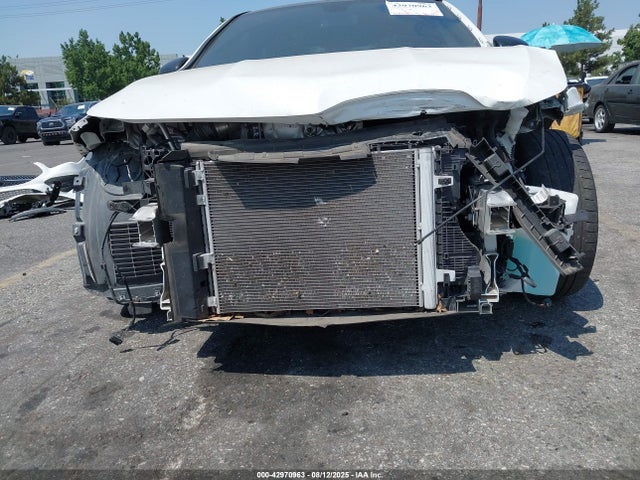 W1K5J4GB2PN349021 Mercedes-Benz m260