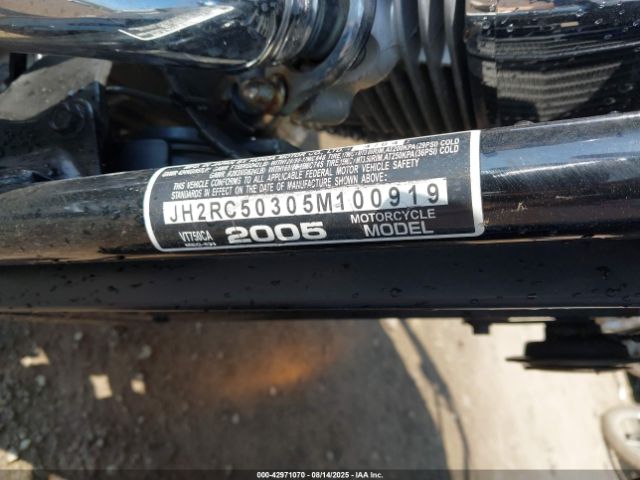 2005 HONDA VT750 JH2RC50305M100919 Photo 9