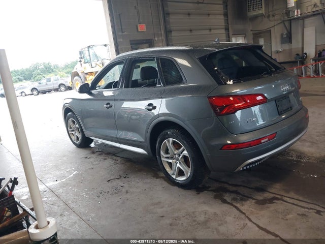 2018 AUDI Q5 WA1ANAFY5J2127111 Photo 2