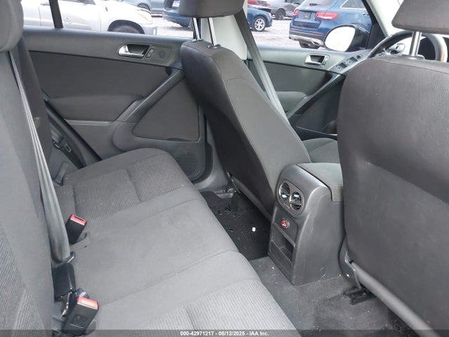 WVGAV7AX2HK050520 Volkswagen 2.0 tsi