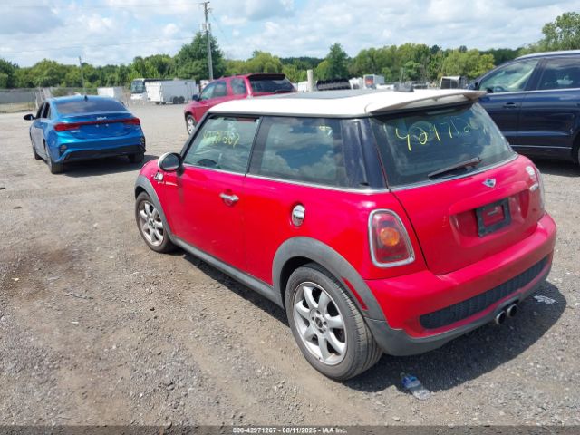 2009 MINI COOPER S WMWMF73569TX40628 Photo 2