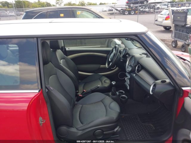 2009 MINI COOPER S WMWMF73569TX40628 Photo 4