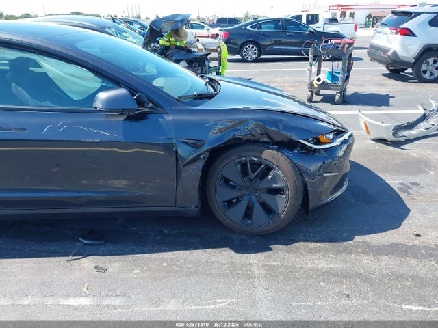 2025 TESLA MODEL 3 5YJ3E1EA5SF007357 Photo 5