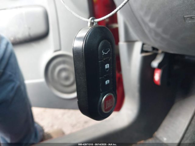 2013 FIAT 500 3C3CFFBR2DT688798 Photo 10