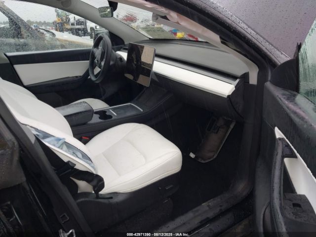 2022 TESLA MODEL Y 7SAYGAEE3NF428987 Photo 4