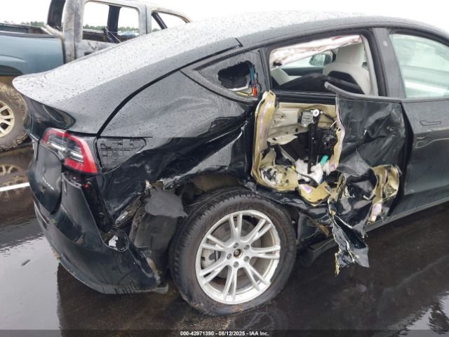 2022 TESLA MODEL Y 7SAYGAEE3NF428987 Photo 5
