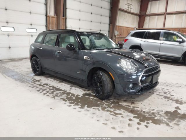 2017 MINI CLUBMAN WMWLU5C52H2E83626 Photo 0