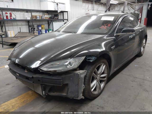 2013 TESLA MODEL S 5YJSA1CN2DFP27277 Photo 1