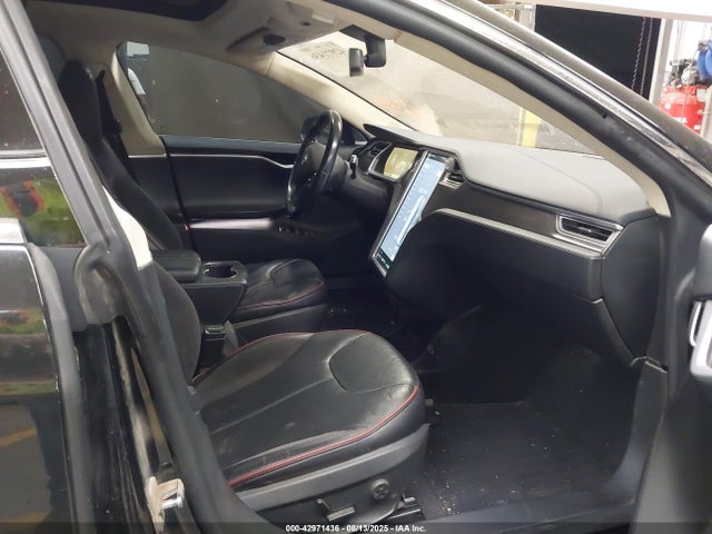 2013 TESLA MODEL S 5YJSA1CN2DFP27277 Photo 4