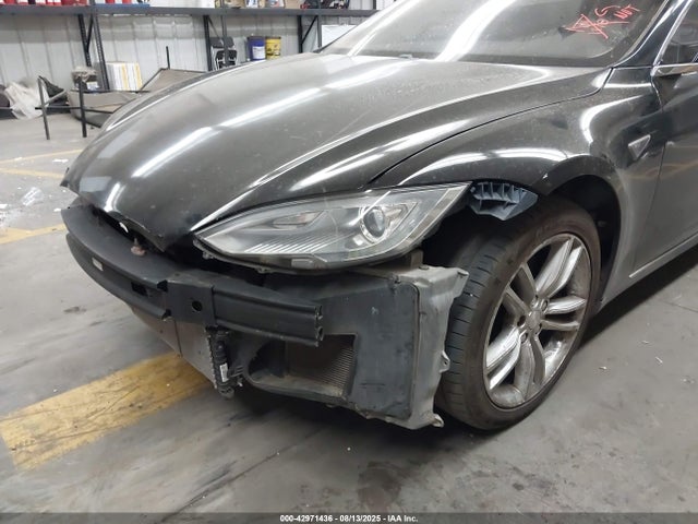 2013 TESLA MODEL S 5YJSA1CN2DFP27277 Photo 5
