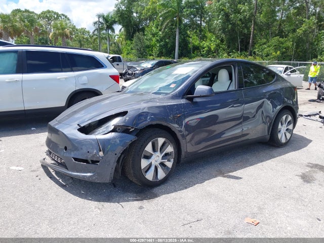 2022 TESLA MODEL Y 7SAYGDEE2NF418596 Photo 1