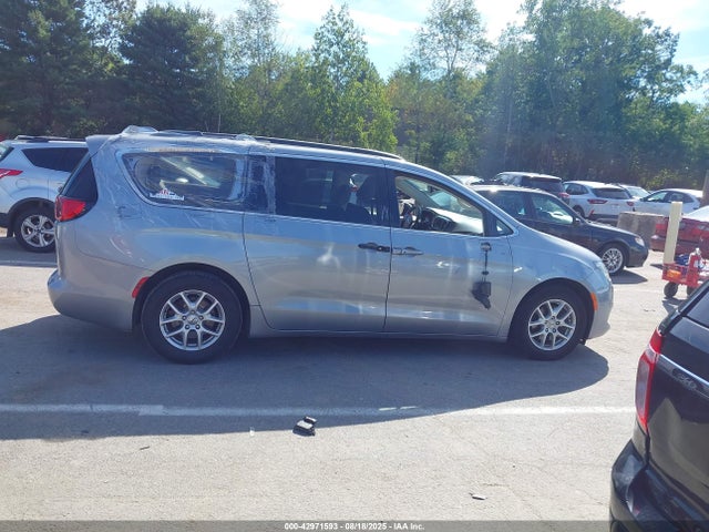 Продаж на аукціоні авто 2020 Chrysler Voyager Lxi, vin: 2C4RC1DG8LR283317, номер лоту: 42971593