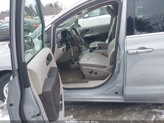 Продаж на аукціоні авто 2020 Chrysler Voyager Lxi, vin: 2C4RC1DG8LR283317, номер лоту: 42971593