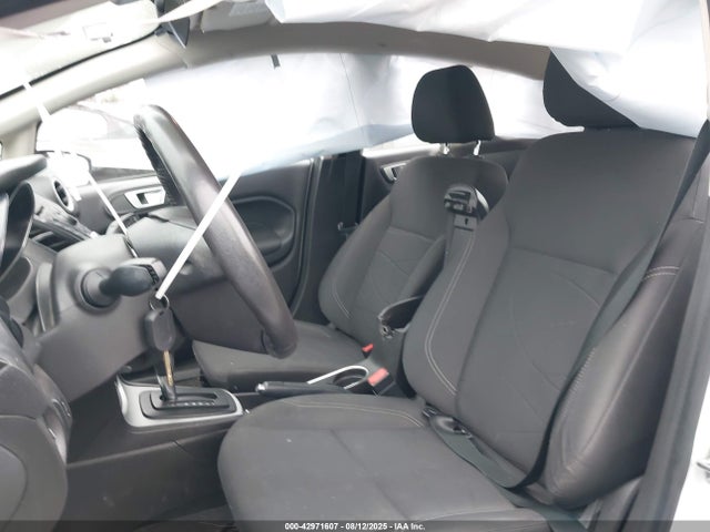 Ford 2015 2015 3FADP4BJ8FM146183 Image 14