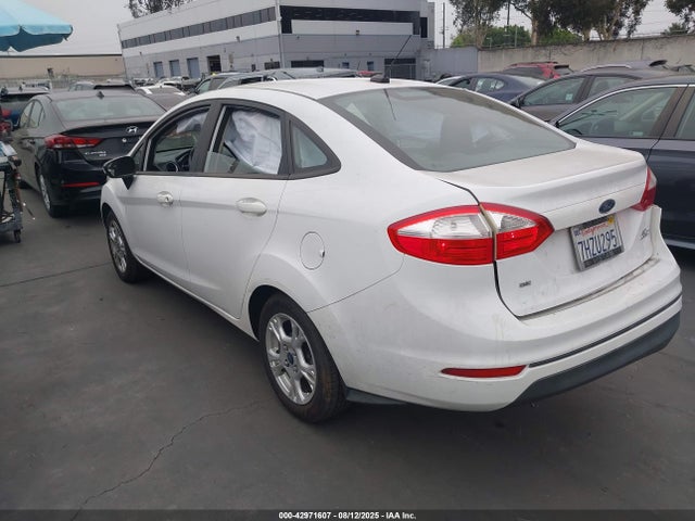 Ford 2015 2015 3FADP4BJ8FM146183 Image 3