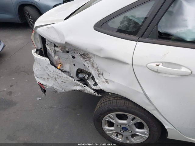 Ford 2015 2015 3FADP4BJ8FM146183 Image 6