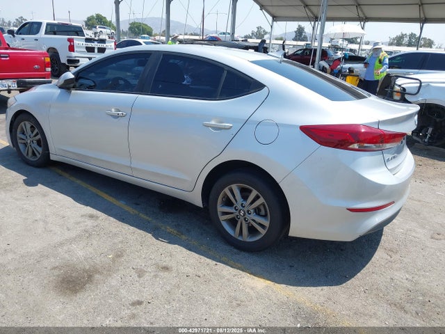 5NPD84LF4JH329600 Hyundai mpi nu