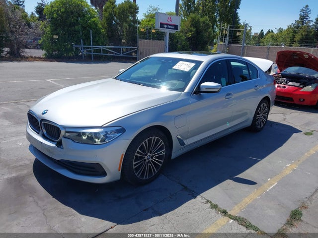 WBAJA9C53KB392697 BMW 2019