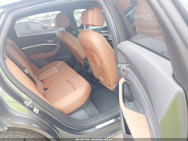 2024 AUDI Q8 E-TRON WA1CAAGE2RB026872 Photo 7