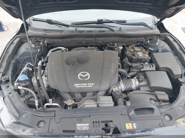 3MZBN1L32JM163007 Mazda py