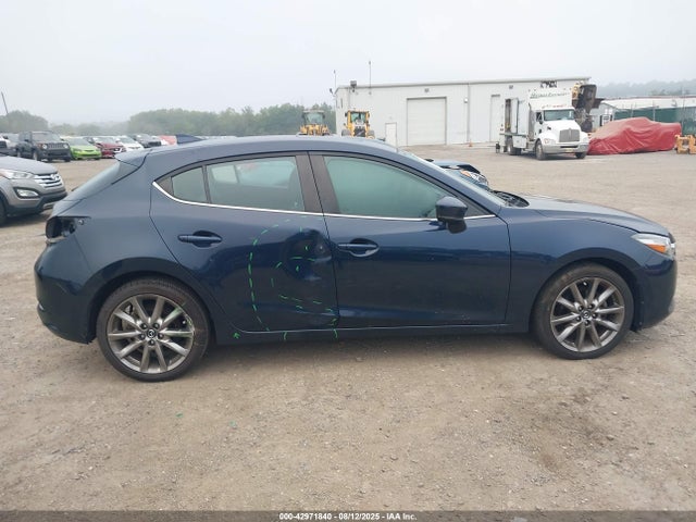 3MZBN1L32JM163007 Mazda py
