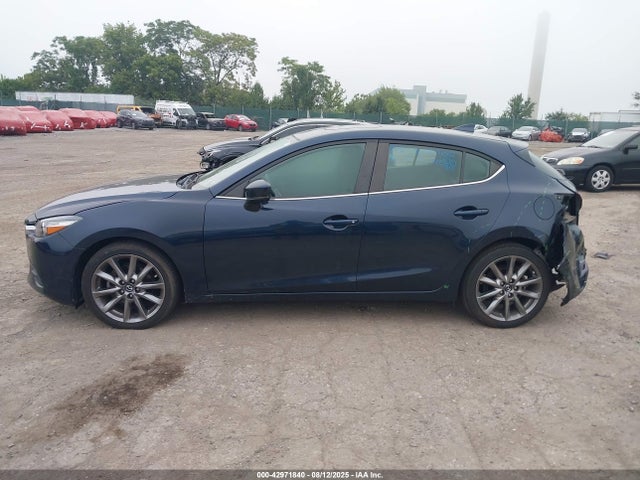 3MZBN1L32JM163007 Mazda py