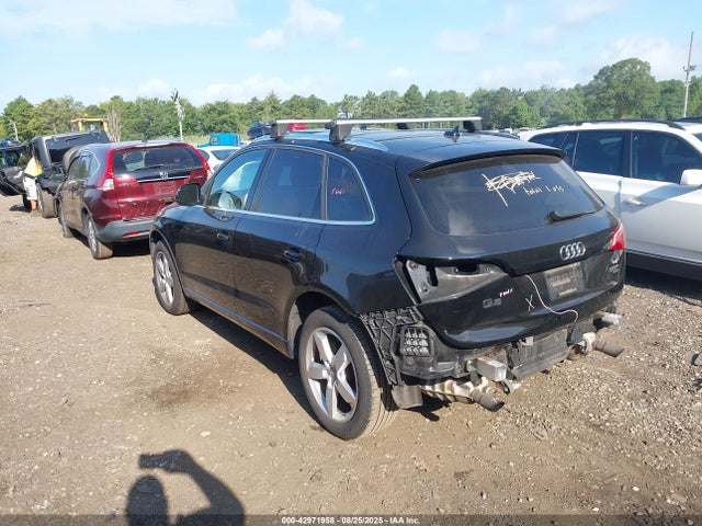 2011 AUDI Q5 WA1LFAFP8BA050593 Photo 2