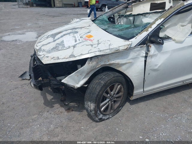 5NPE24AF5HH533857 Hyundai 2017