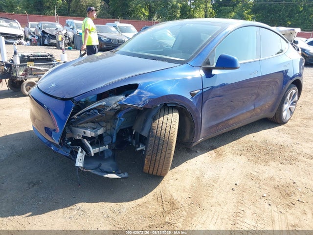2021 TESLA MODEL Y 5YJYGDEE5MF066691 Photo 1