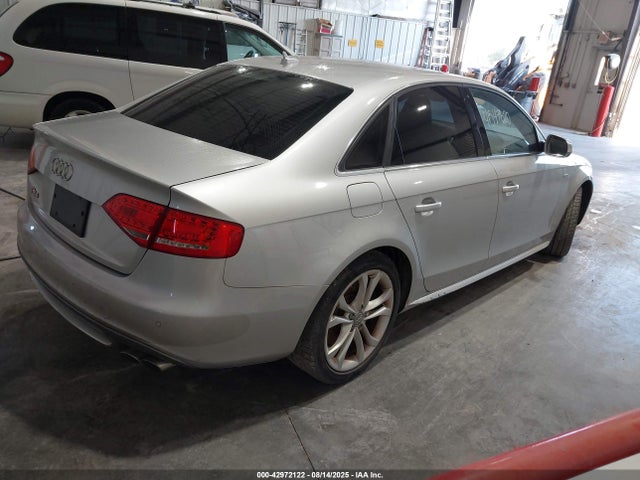 2010 AUDI S4 WAUBGAFL8AA022073 Photo 3