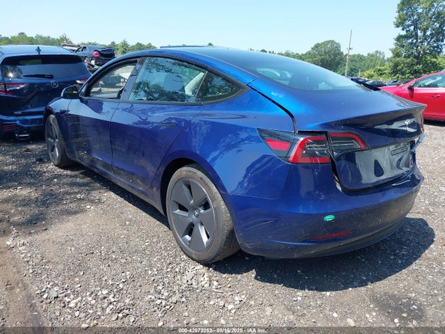 2023 TESLA MODEL 3 5YJ3E1EA8PF660126 Photo 2