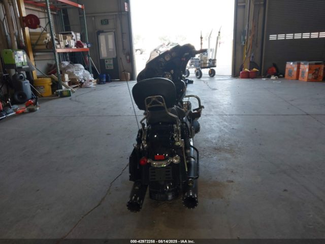 2022 HARLEY-DAVIDSON FLHX 1HD1KBC17NB640070 Photo 5