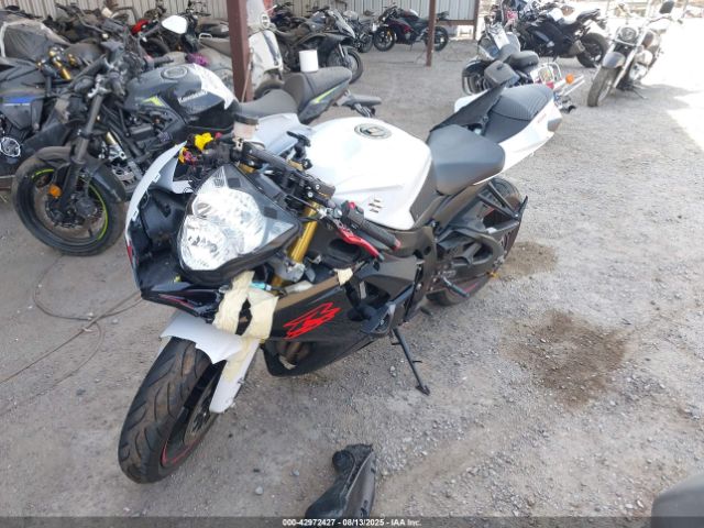 2019 SUZUKI GSX-R750 JS1GR7MA3K7100727 Photo 1