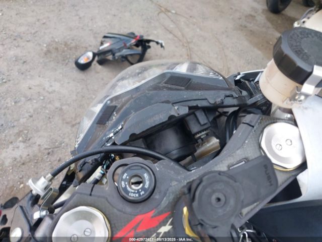 2019 SUZUKI GSX-R750 JS1GR7MA3K7100727 Photo 6