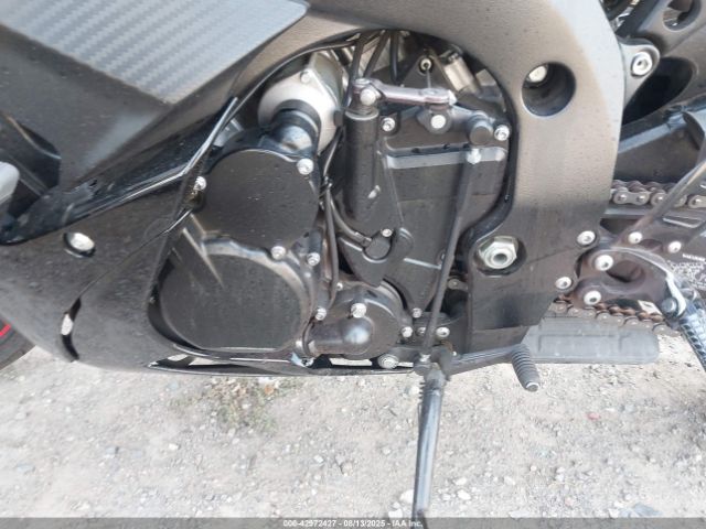 2019 SUZUKI GSX-R750 JS1GR7MA3K7100727 Photo 8