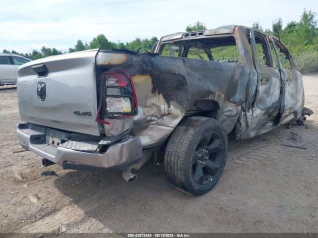 2024 RAM 1500 1C6RRFCG1RN145337 Photo 3