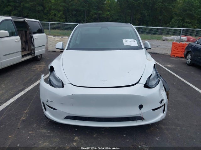 7SAYGDEE7PA128323 Tesla Model Y