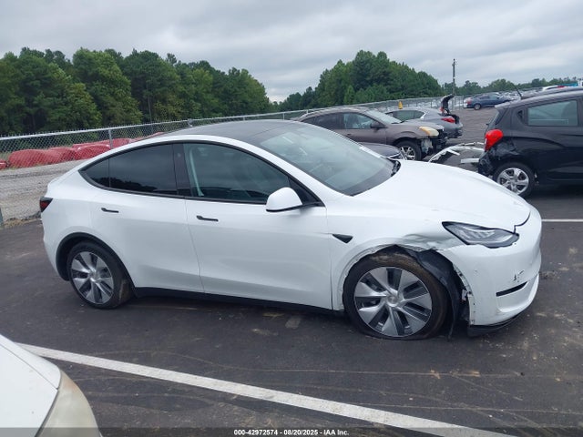 7SAYGDEE7PA128323 Tesla Model Y