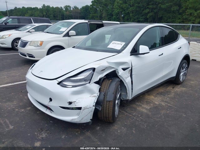 2023 TESLA MODEL Y 7SAYGDEE7PA128323 Photo 1