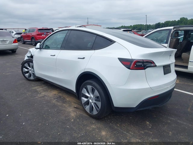 2023 TESLA MODEL Y 7SAYGDEE7PA128323 Photo 2