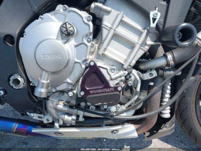 2016 YAMAHA YZFR1S JYARN42Y8GA000136 Photo 7