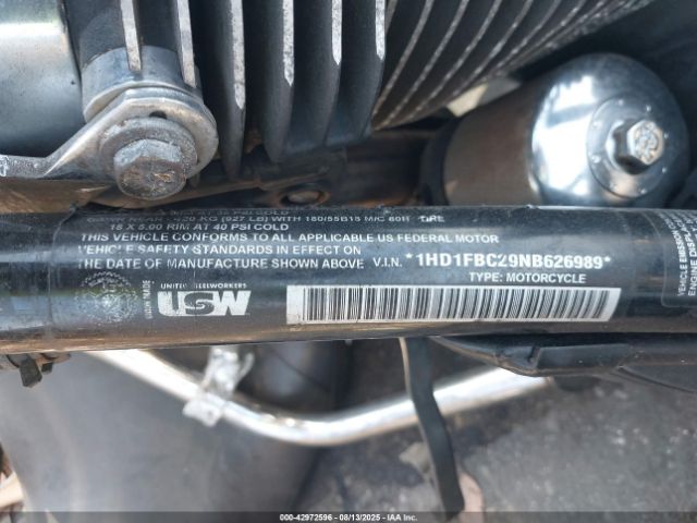 2022 HARLEY-DAVIDSON FLHR 1HD1FBC29NB626989 Photo 9