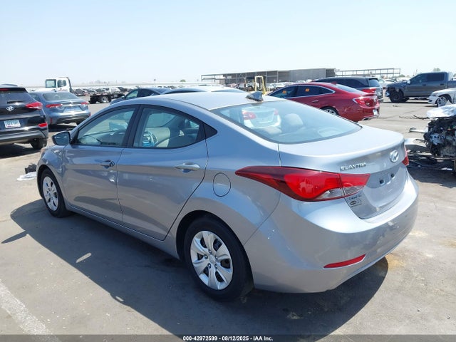 Hyundai dohc mpi nu 2016 5NPDH4AE0GH695511 Image 3