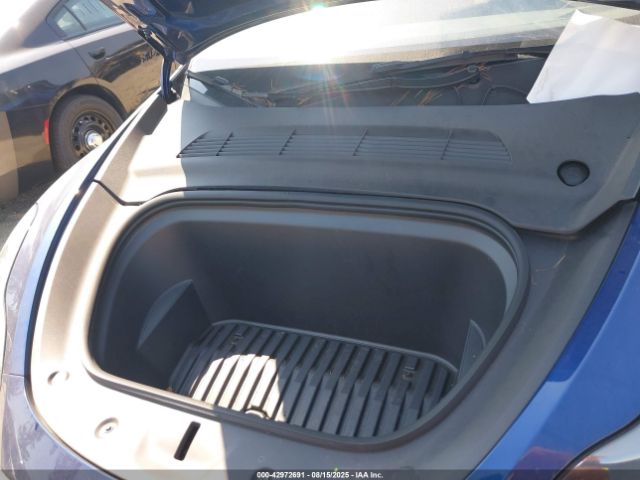 2024 TESLA MODEL Y 7SAYGDEE0RA269284 Photo 9