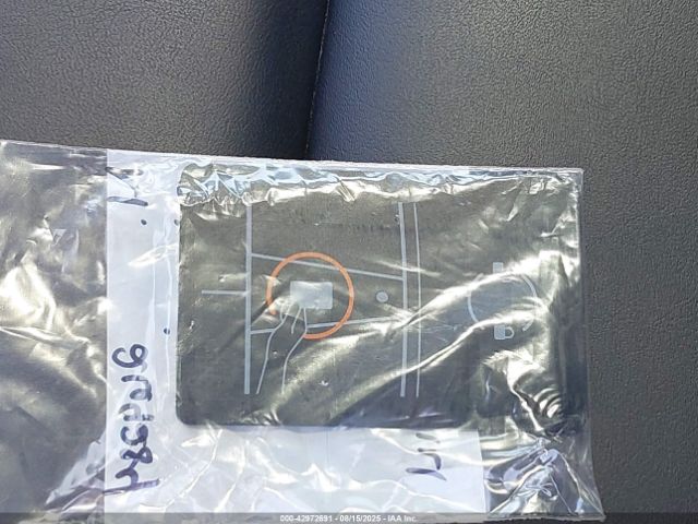 2024 TESLA MODEL Y 7SAYGDEE0RA269284 Photo 10