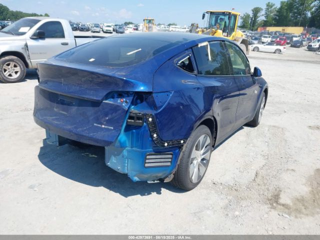 2024 TESLA MODEL Y 7SAYGDEE0RA269284 Photo 3