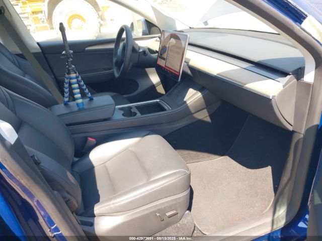 2024 TESLA MODEL Y 7SAYGDEE0RA269284 Photo 4