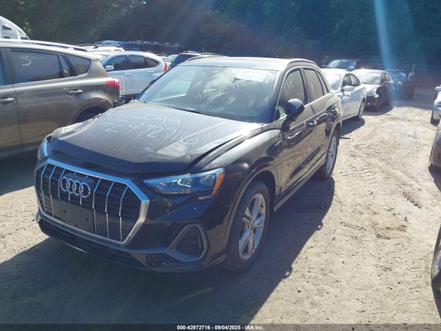 2022 AUDI Q3 WA1DECF38N1074073 Photo 1